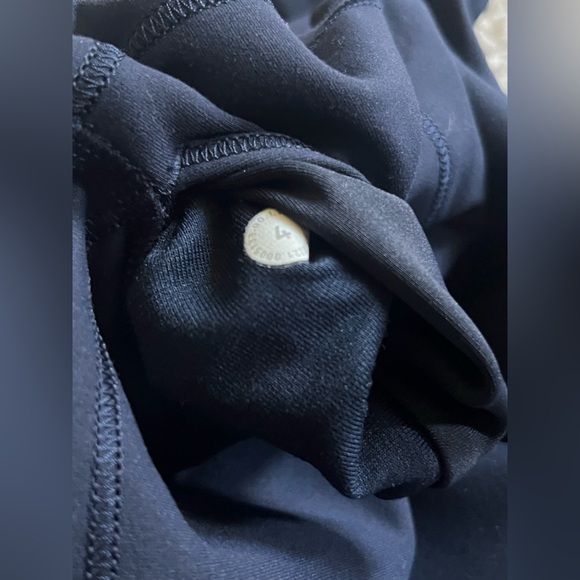 lululemon athletica blue Biker Shorts - Picture 3 of 3